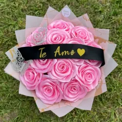 Ramo de 12 rosas eternas🌹