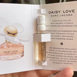 Daisy Love Marc Jacobs