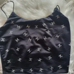 Blusa corta