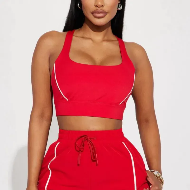 Blusa deportiva roja 