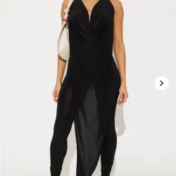 Conjunto fashion nova 