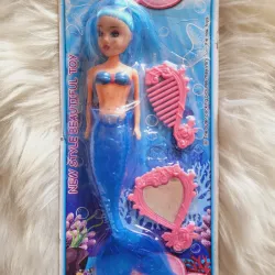 Juguete de cartón sirena