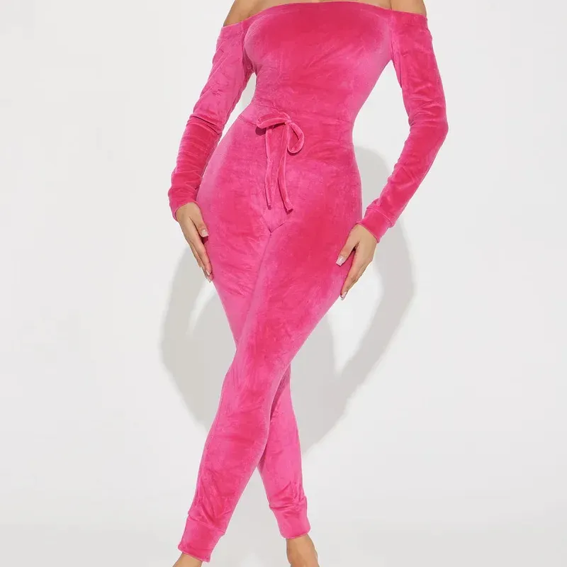 Mono enterizo ajustado 🌸