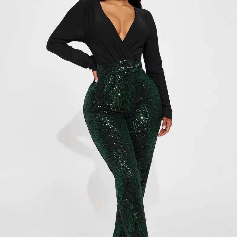 Mono enterizo negro con lentejuelas 💚🖤