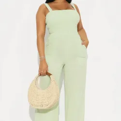 Mono enterizo verde claro