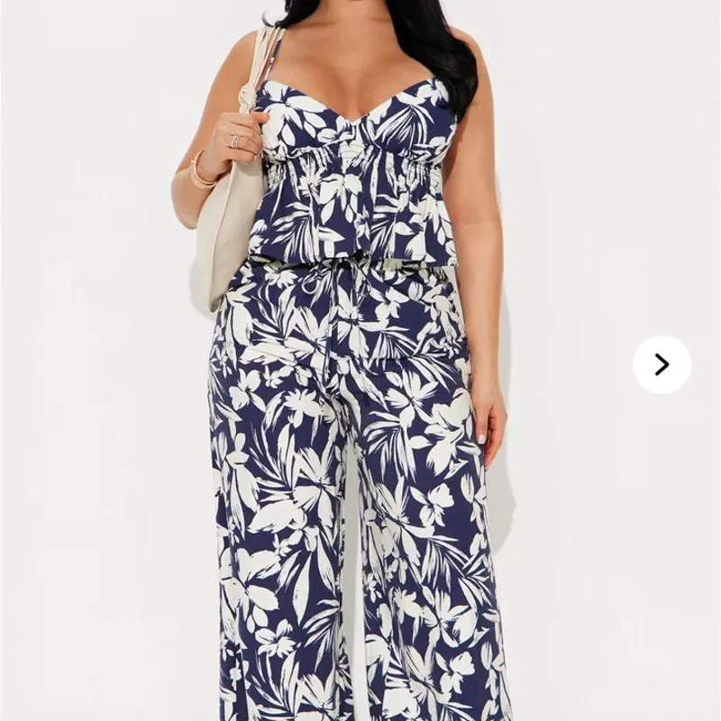 Mono fashion nova 