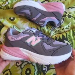 New balance 999