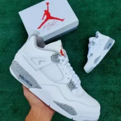 Nike Jordan Retro 4