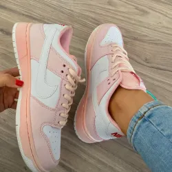 Nike rosada
