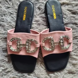 Sandalia