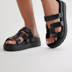 Sandalias negras