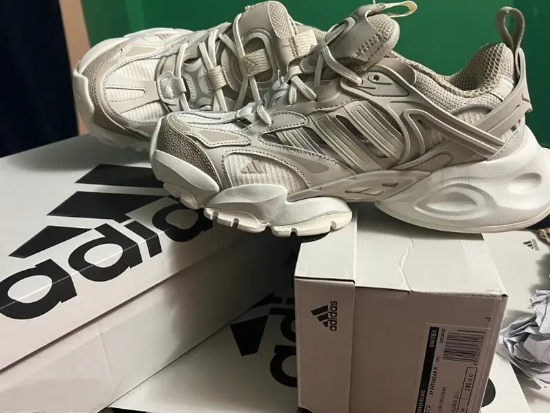 Zapatillas Adidas 👟