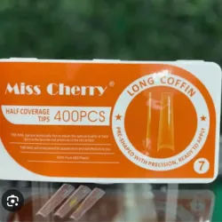 Caja de uñas coffin miss cherry