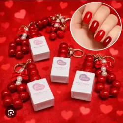 Esmaltes Miss cherry con llavero