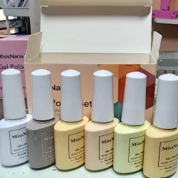 Gama A de esmaltes Miss Nana