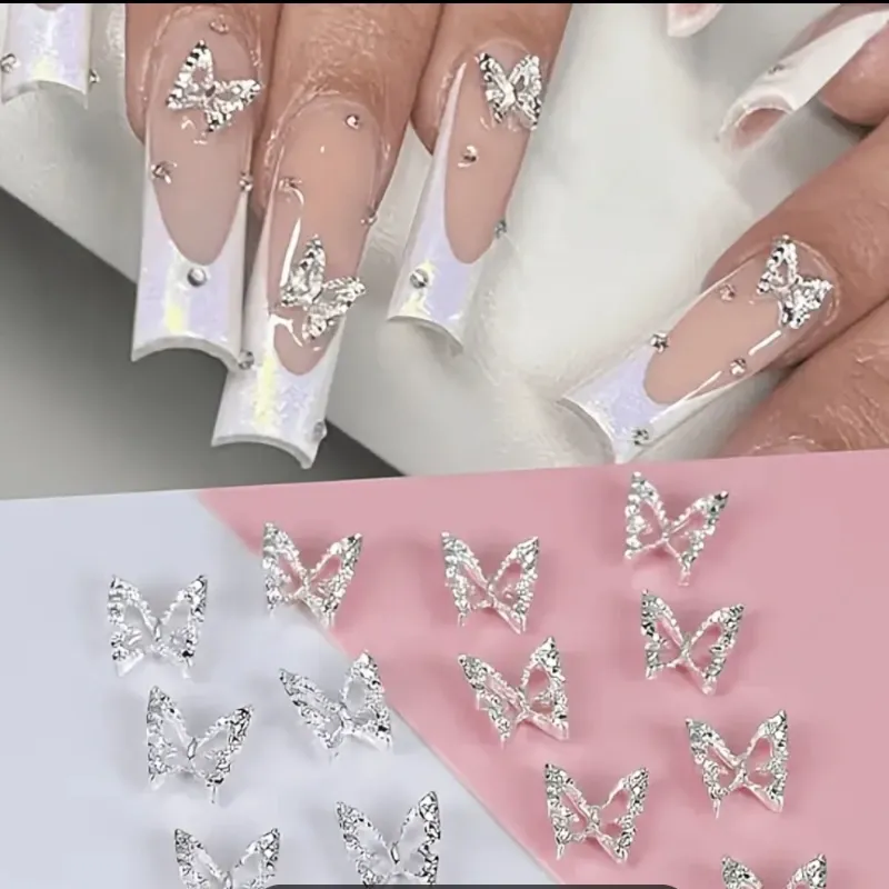 Mariposas de metal por pareja