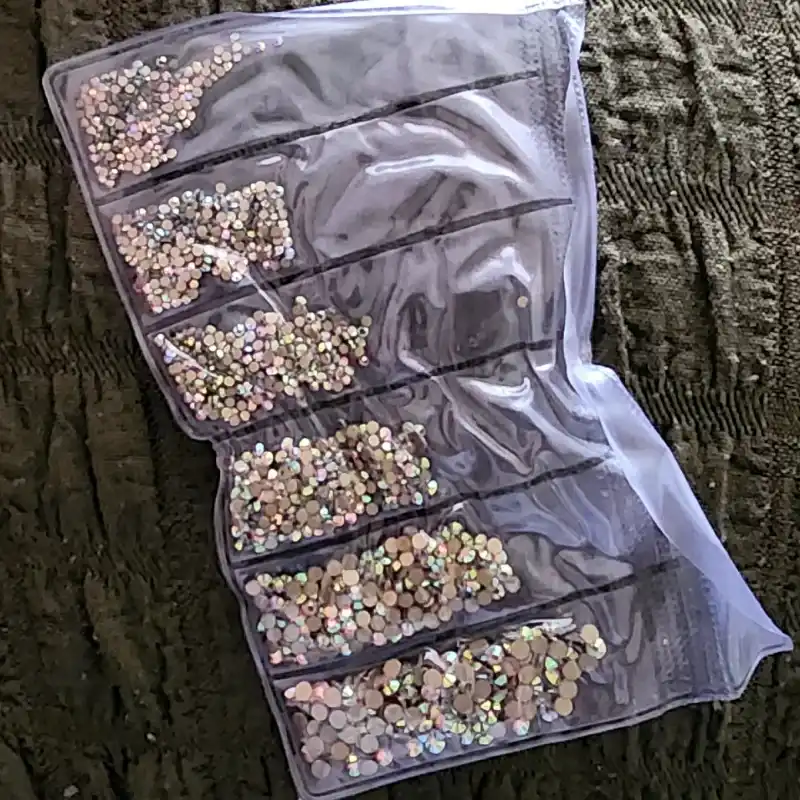 Piedras swarovski tornasol