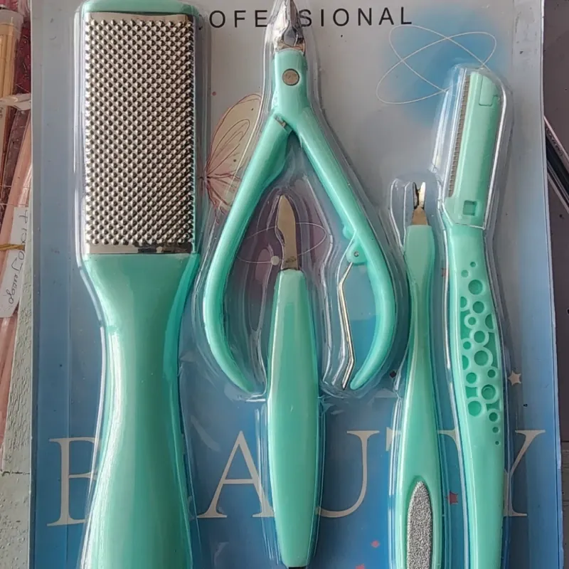 Set de manicuri