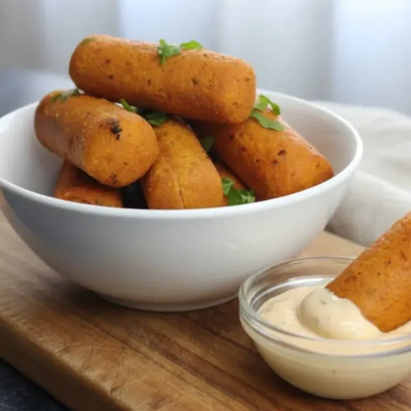 ✨ Sabor de Casa es un emprendimiento familiar dedicado a la elaboración de croquetas caseras.
Hechas en casa, con cuidado y dedicación, pensadas para compartir en familia.
Ofrecemos un producto práctico, sabroso y confiable, con entregas responsables y buena presentación.
📩 Pedidos por privado.