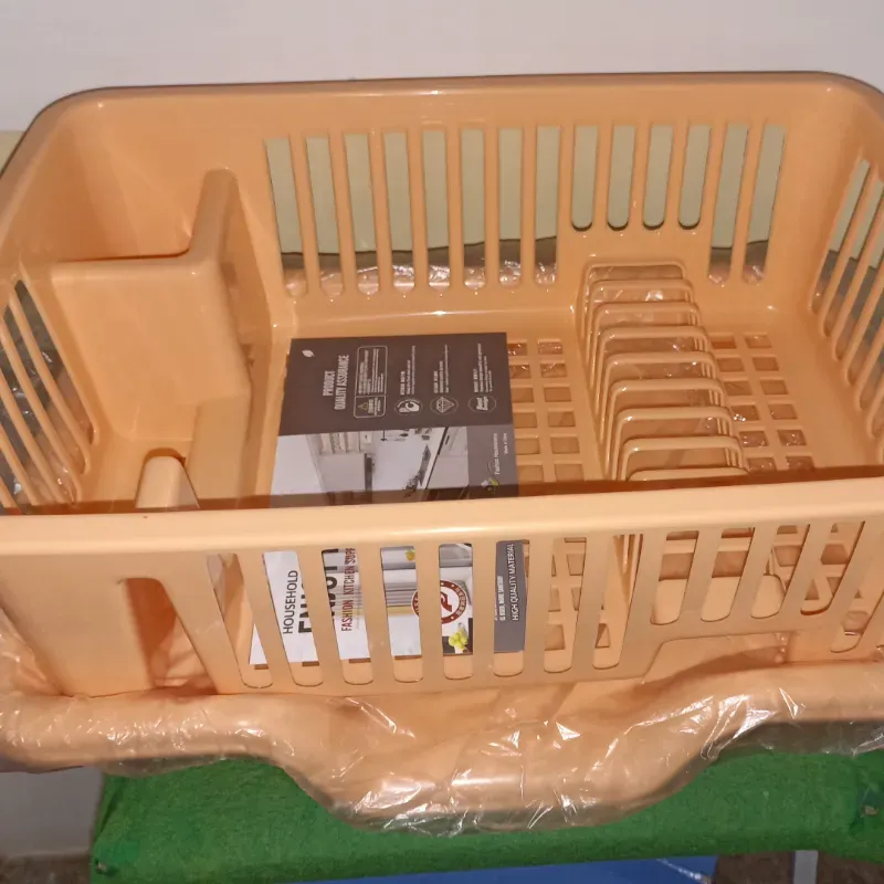 ESCURRIDOR DE MESETA ,TIENE PARA PLATOS ,VASOS Y CUCHARA 