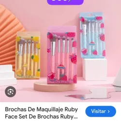 Juego de brochas para maquillaje 