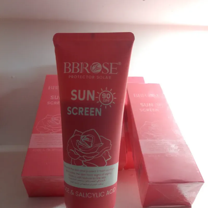 PROTECTOR SOLAR con la marca "BBROSE"