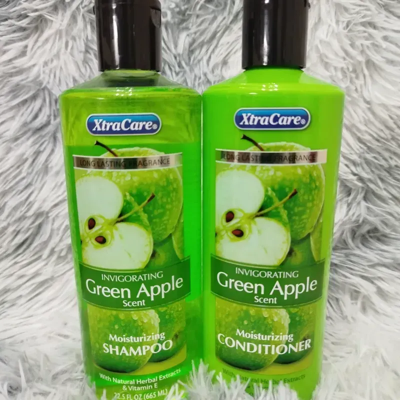 Set de champú y acondicionador la marca XtraCare con aroma a manzana verde