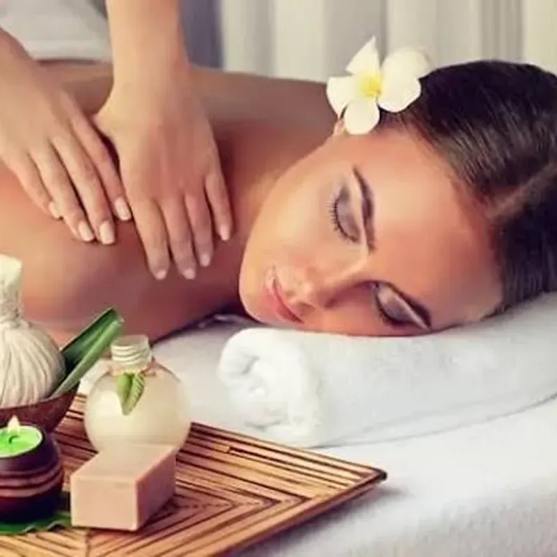 MASAJE RELAJANTE O ESTIMULANTE DE CUERPO ENTERO 