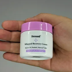 Crema hidratante facial antiedad.