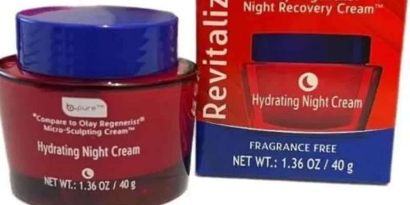 Crema hidratante nocturna con Niacinamida.