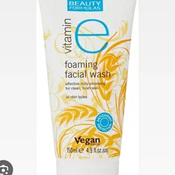 Limpiador facial con vitamina E