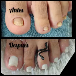 Poner uñas artificiales en todos los dedos 
