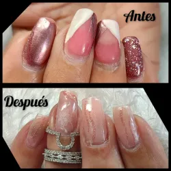 Reparación de uñas de otra colega 