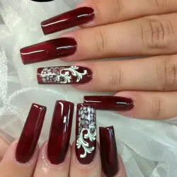 Uñas largas 