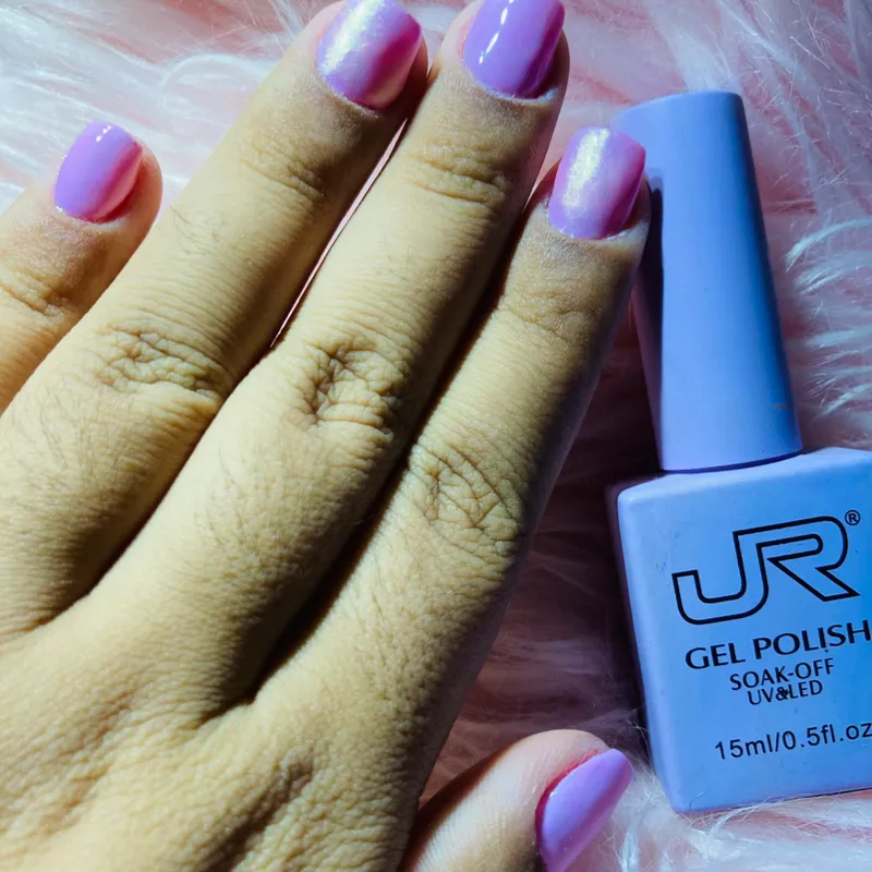 Esmaltado en uña natural