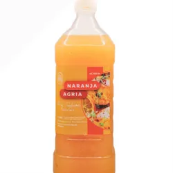 Zumo naranja agria