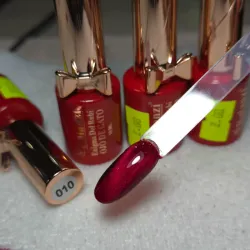 Esmalte Ojo de Gato Rojo #10 Kalanzi