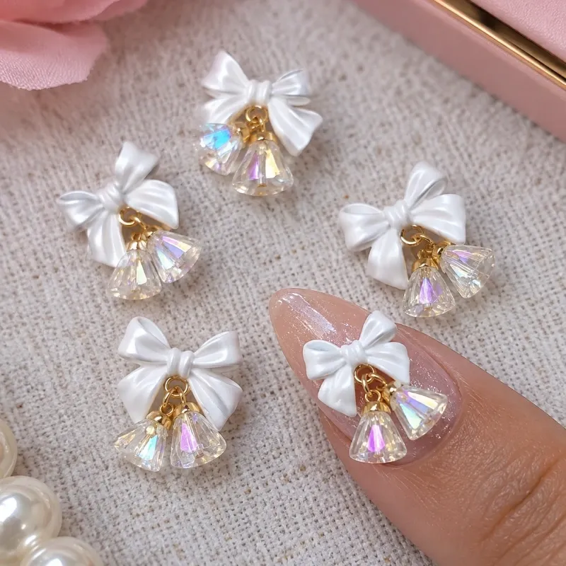 Joyas y Decoraciones para Uñas