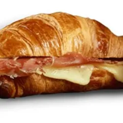 Croissant relleno con Jamón Serrano y Queso Gouda 