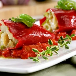 Pimientos del Piquillo rellenos con Atún