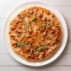 Pizza boloñesa