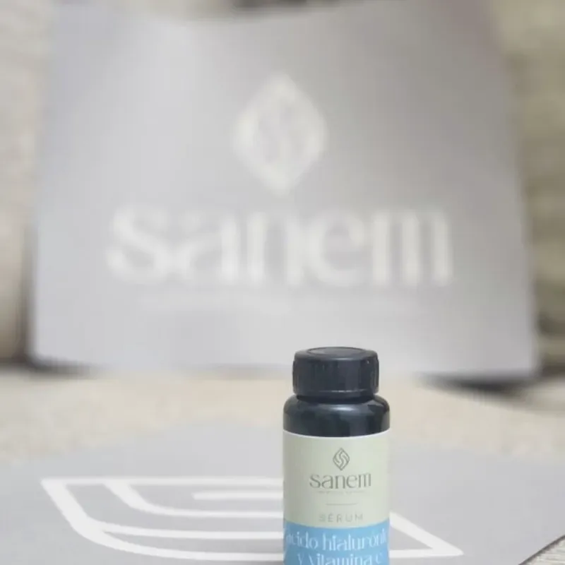 Sérum facial de ácido hialurónico y vitamina E 💧💧
