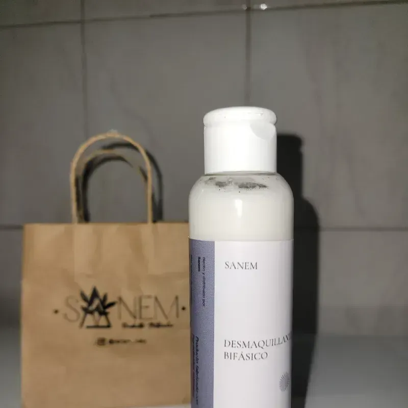 Desmaquillante bifásico 