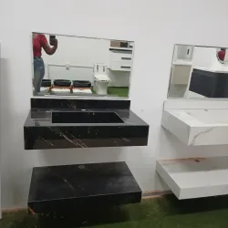 Mueble Para baño de encimera de porcelenato con espejo