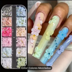 Caja de flores de recina y pétalos