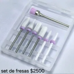 Caja de fresas de cerámica 