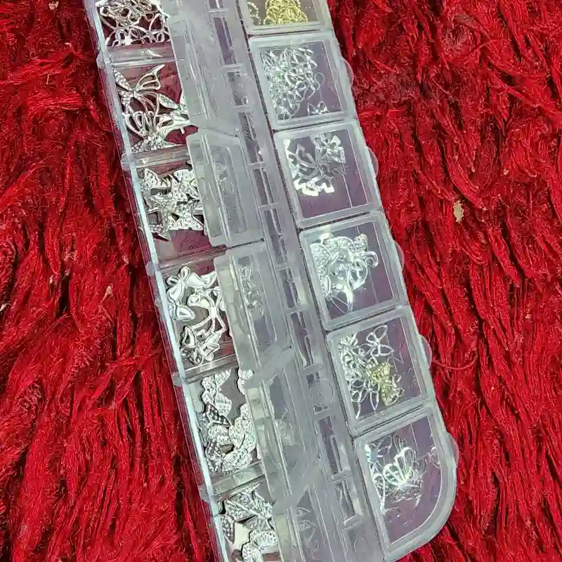 Caja de mariposas de metal