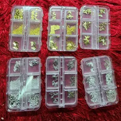 Cajitas de decoraciones de metal