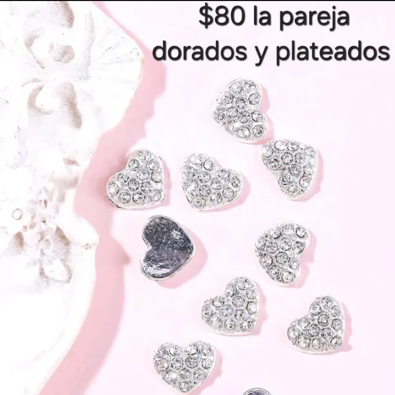 Corazones metálicos por parejas