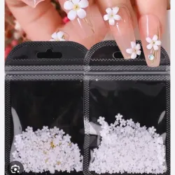 Flores de recina blanca